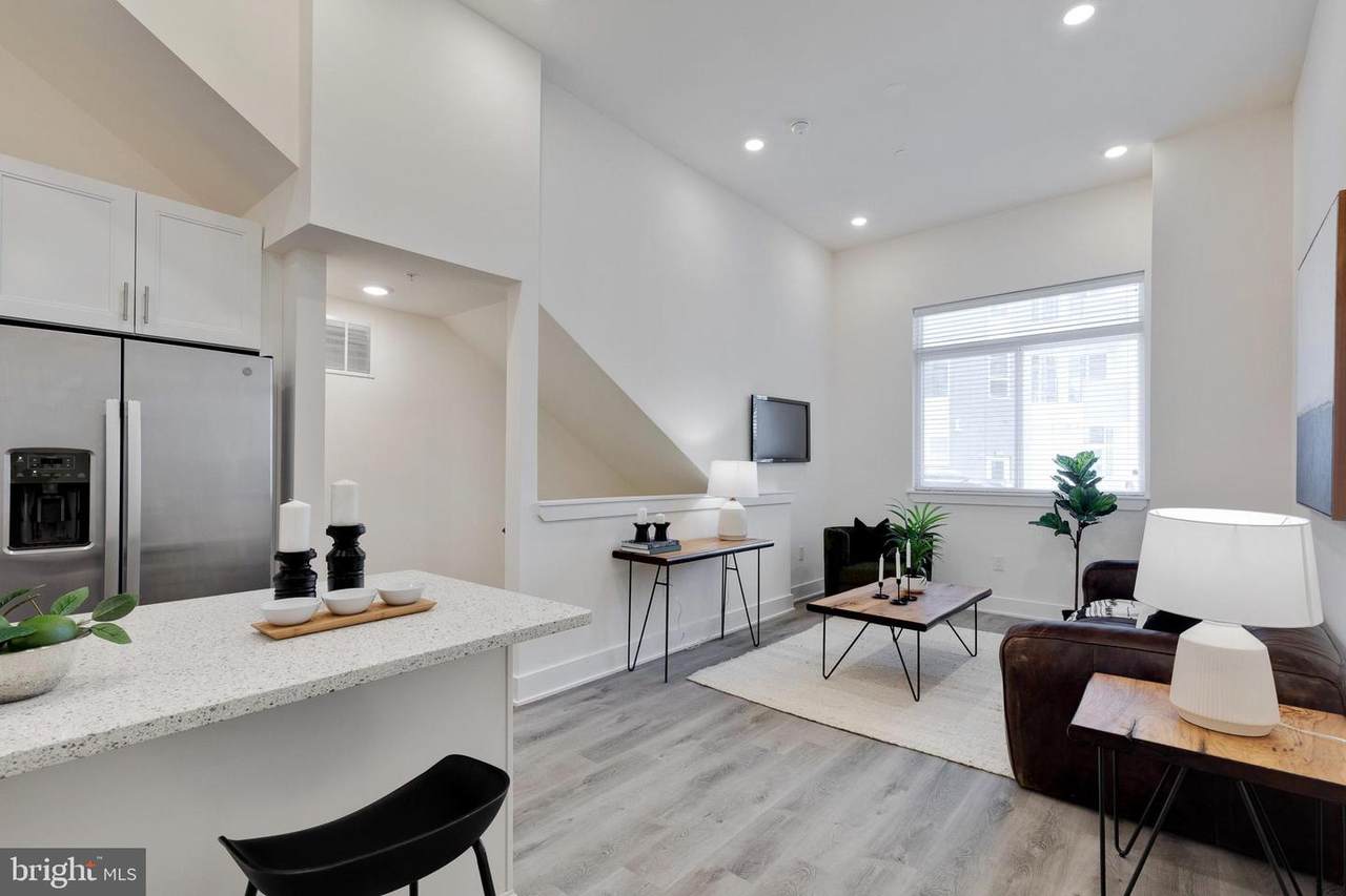 1115 American Street - Photo 1