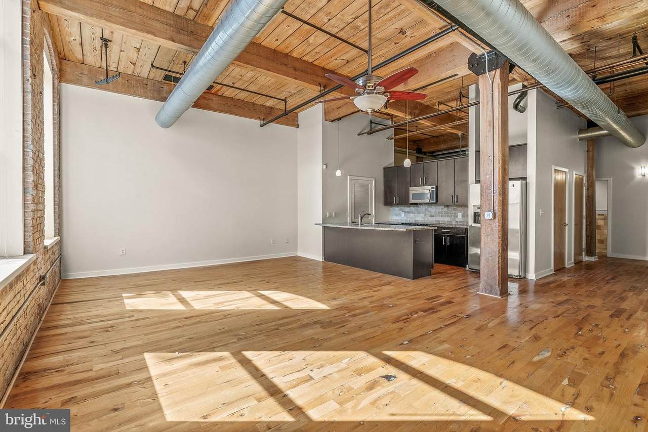 1524 Hancock Street - Photo 1