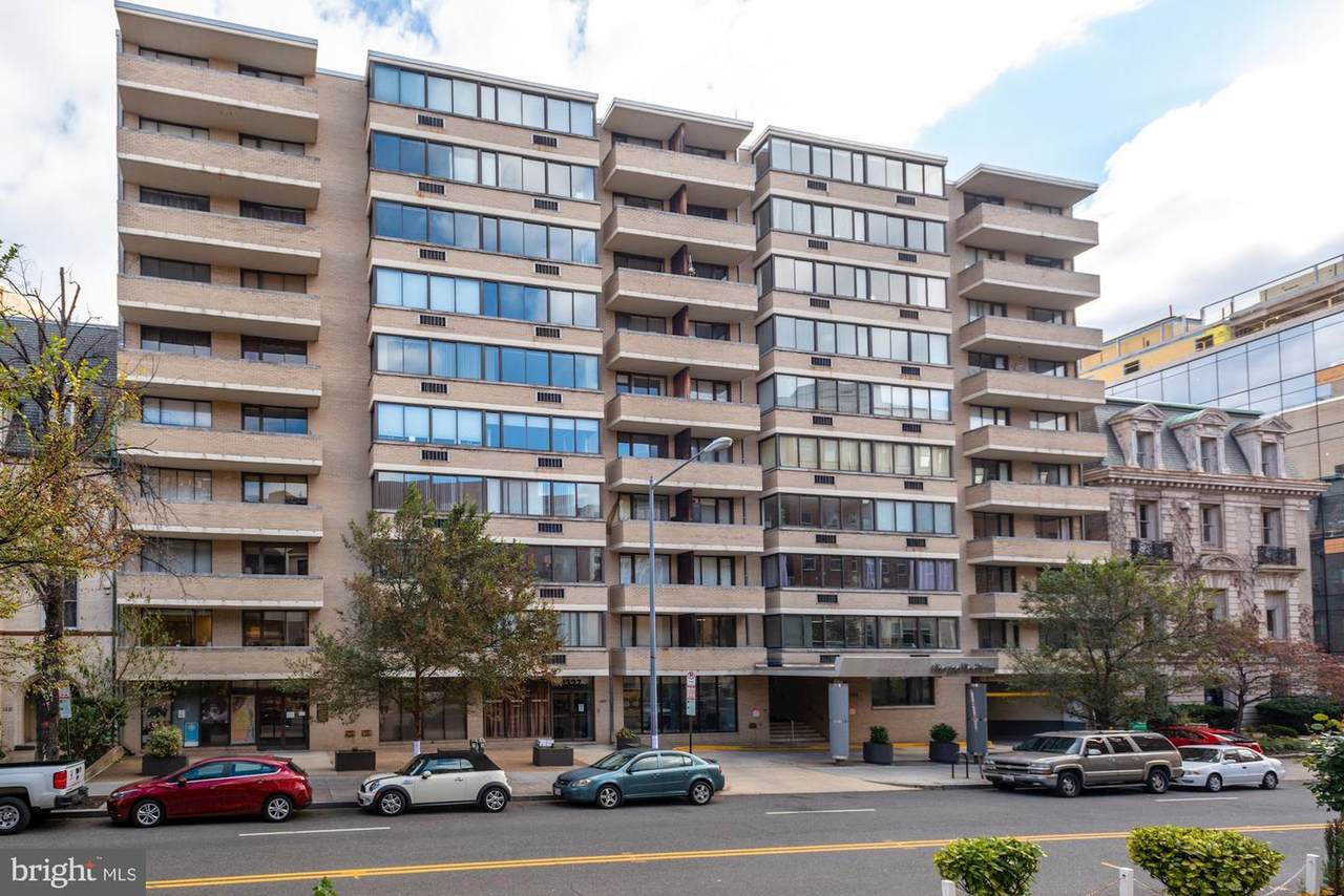 1325 18TH Street - Photo 1