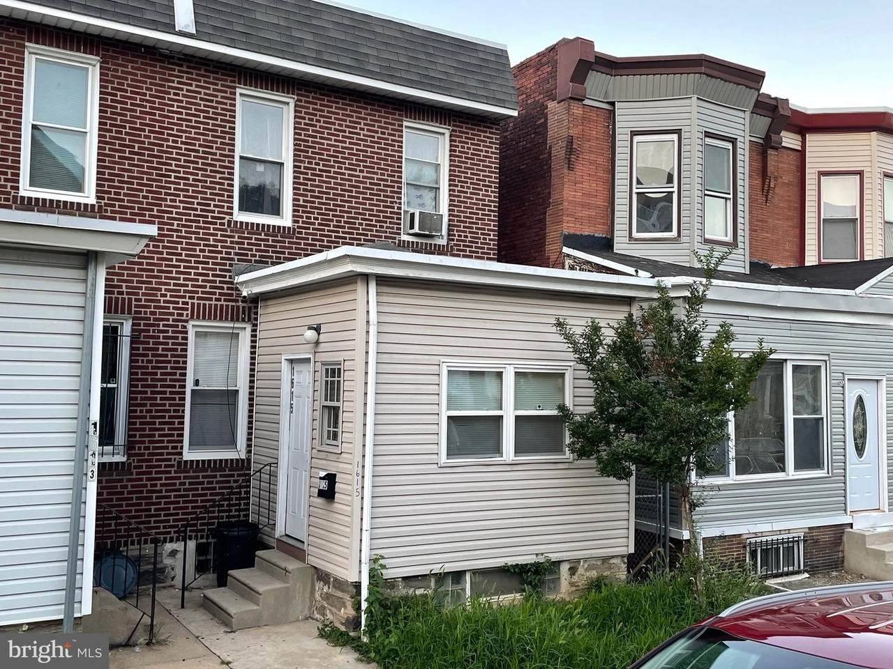1615 Allengrove Street - Photo 1