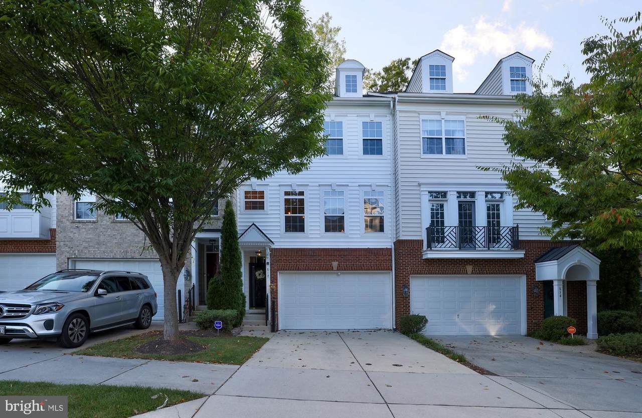 512 Tailgate Terrace - Photo 1