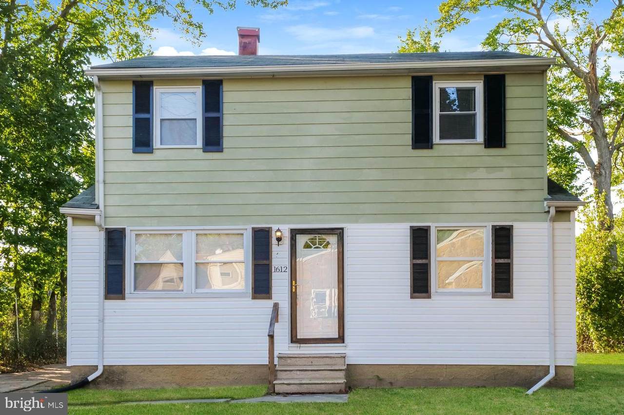 1612 Hopewell Avenue - Photo 1