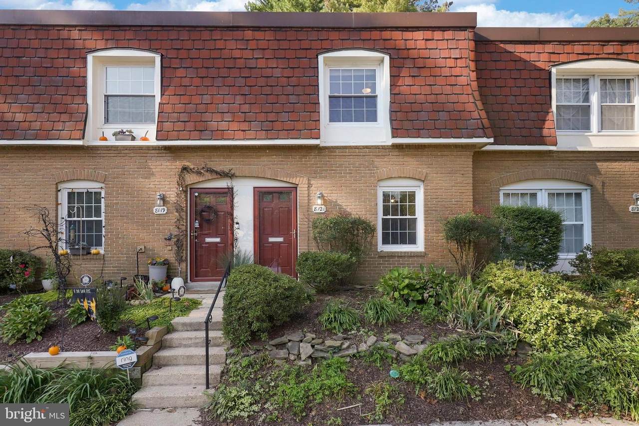8121 Kingsview Court - Photo 1