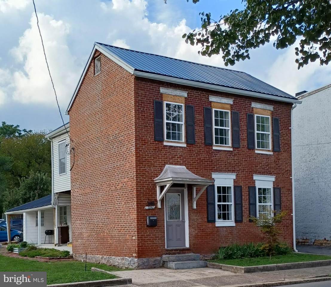 216 Valley Street - Photo 1