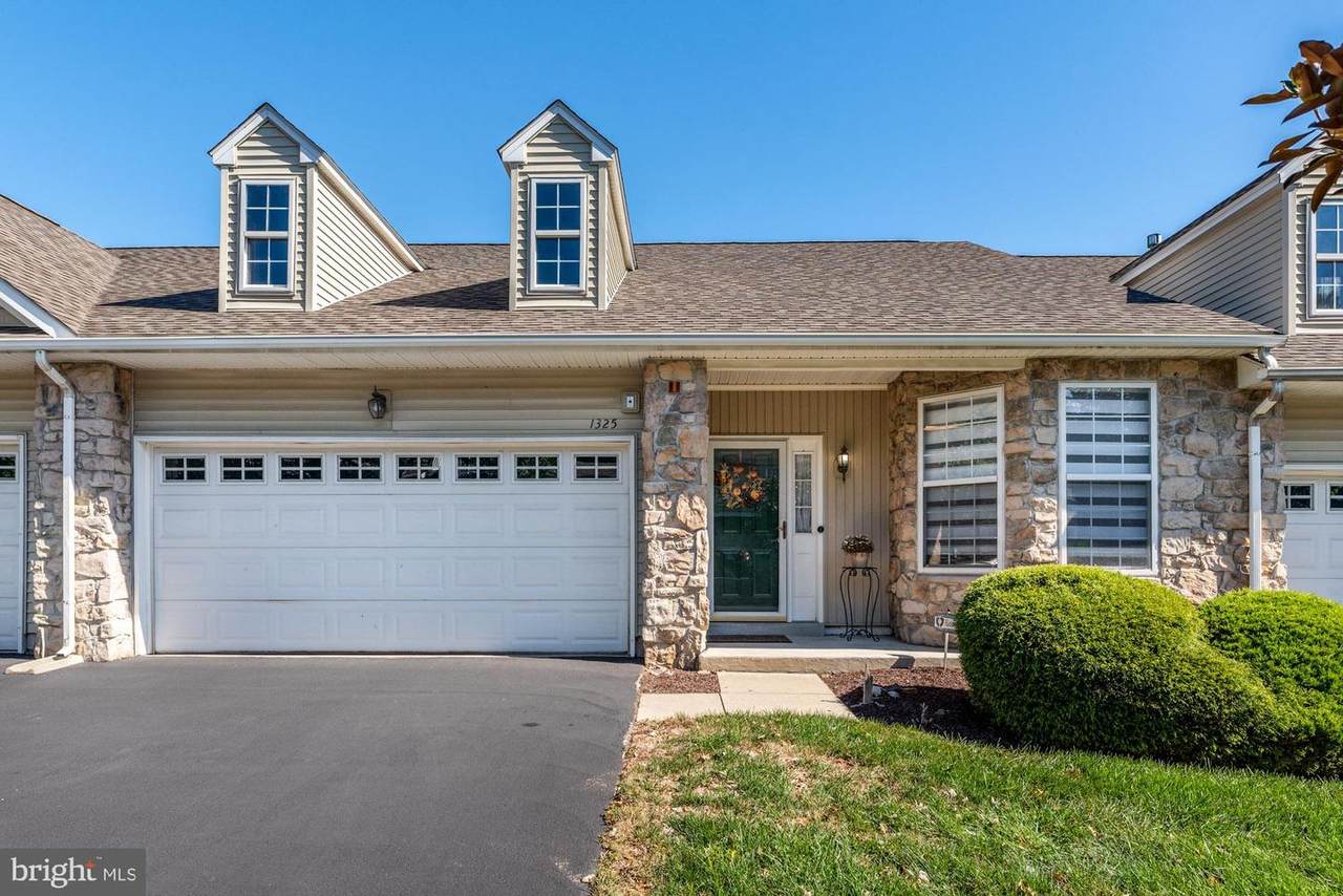 1325 Nicklaus Drive - Photo 1