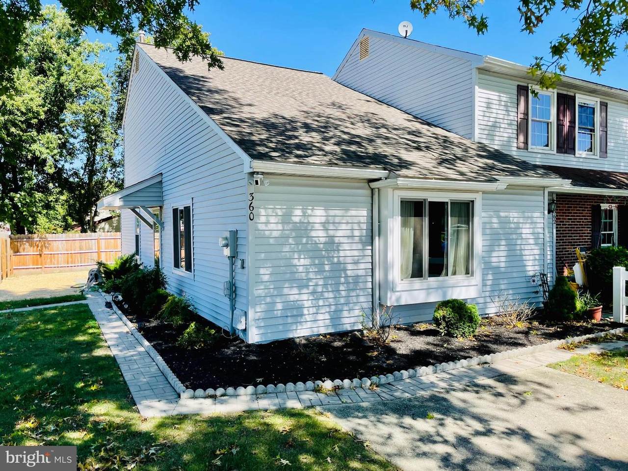 360 Cherrywood Drive - Photo 1