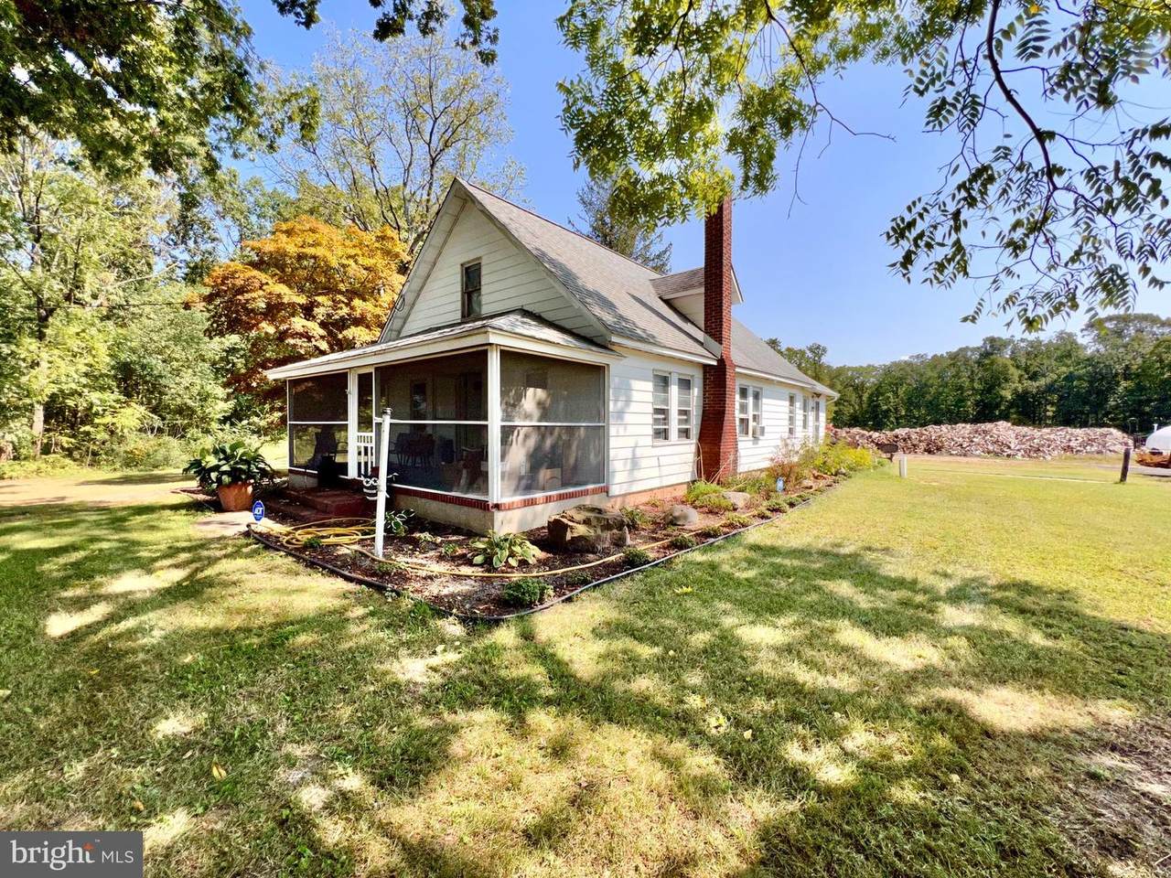 1196 Malaga Road - Photo 1