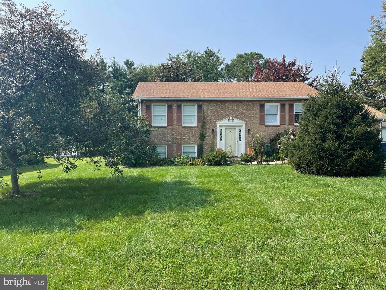 216 Westmoreland Drive - Photo 1