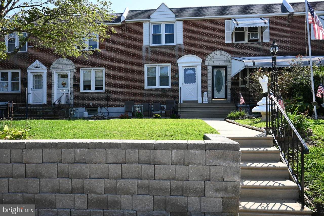 289 Whitehall Drive - Photo 1