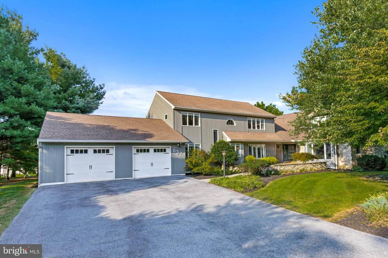 637 Laurel Lane - Photo 1