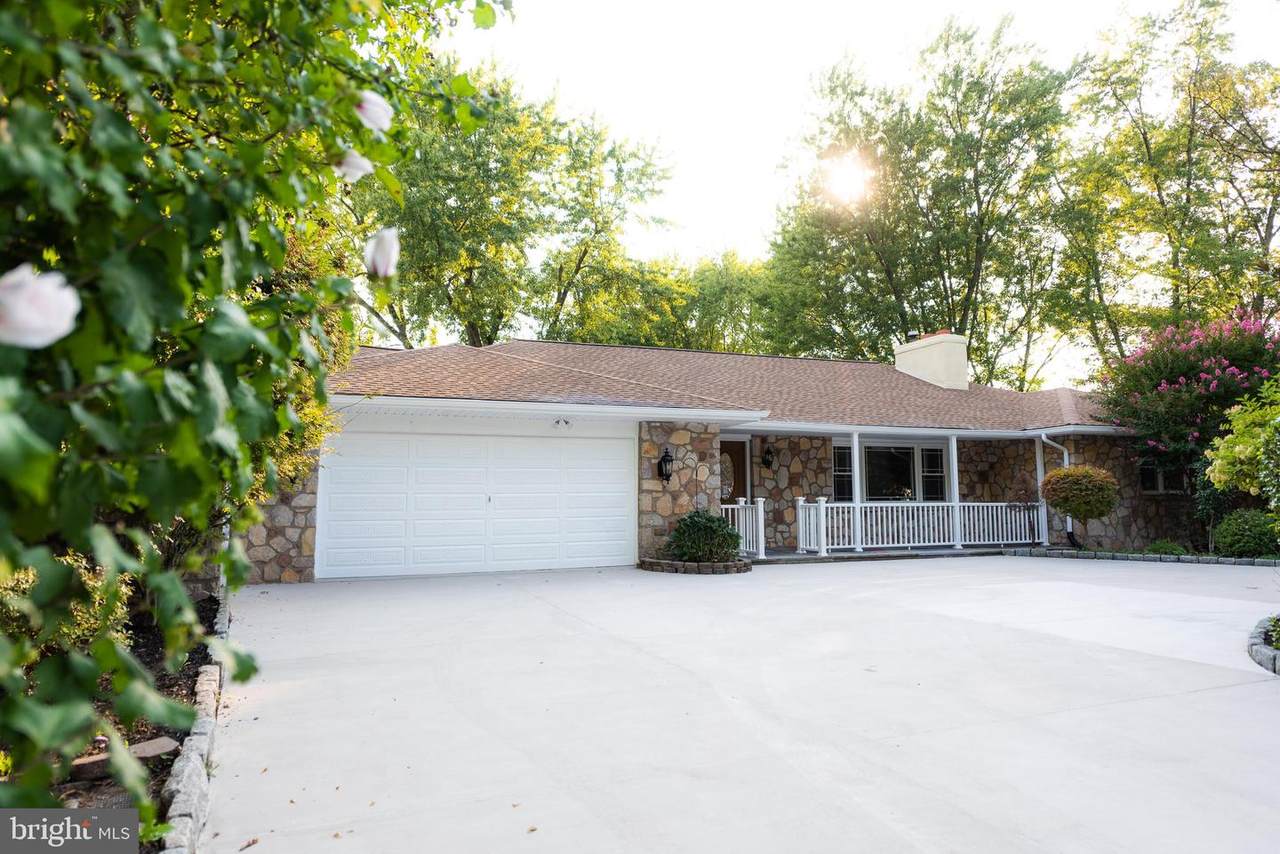 2326 Dubree Avenue - Photo 1