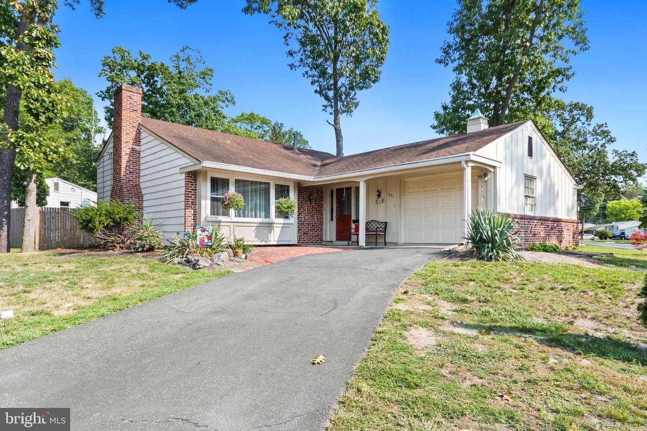 531 Independence Place - Photo 1