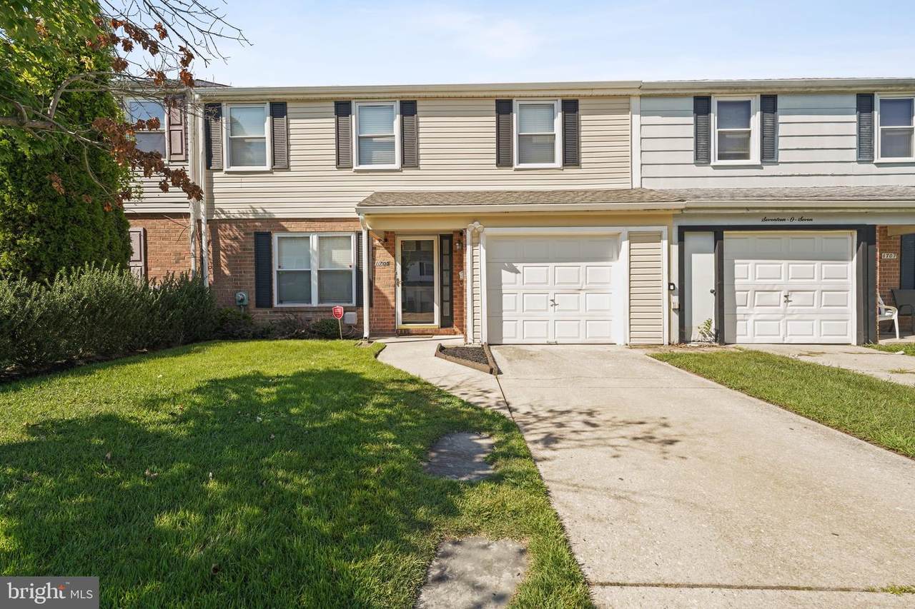 1705 Kingswood Place - Photo 1