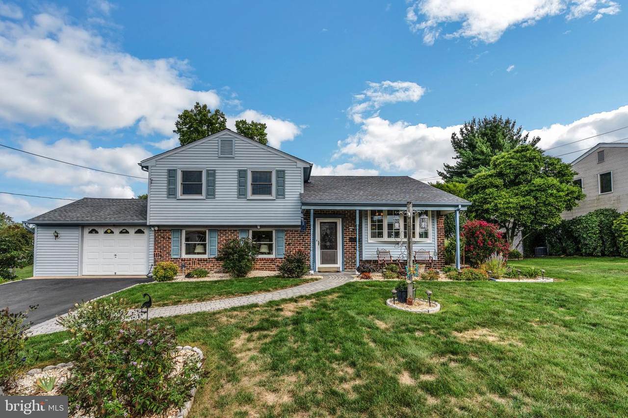 981 Marshall Drive - Photo 1