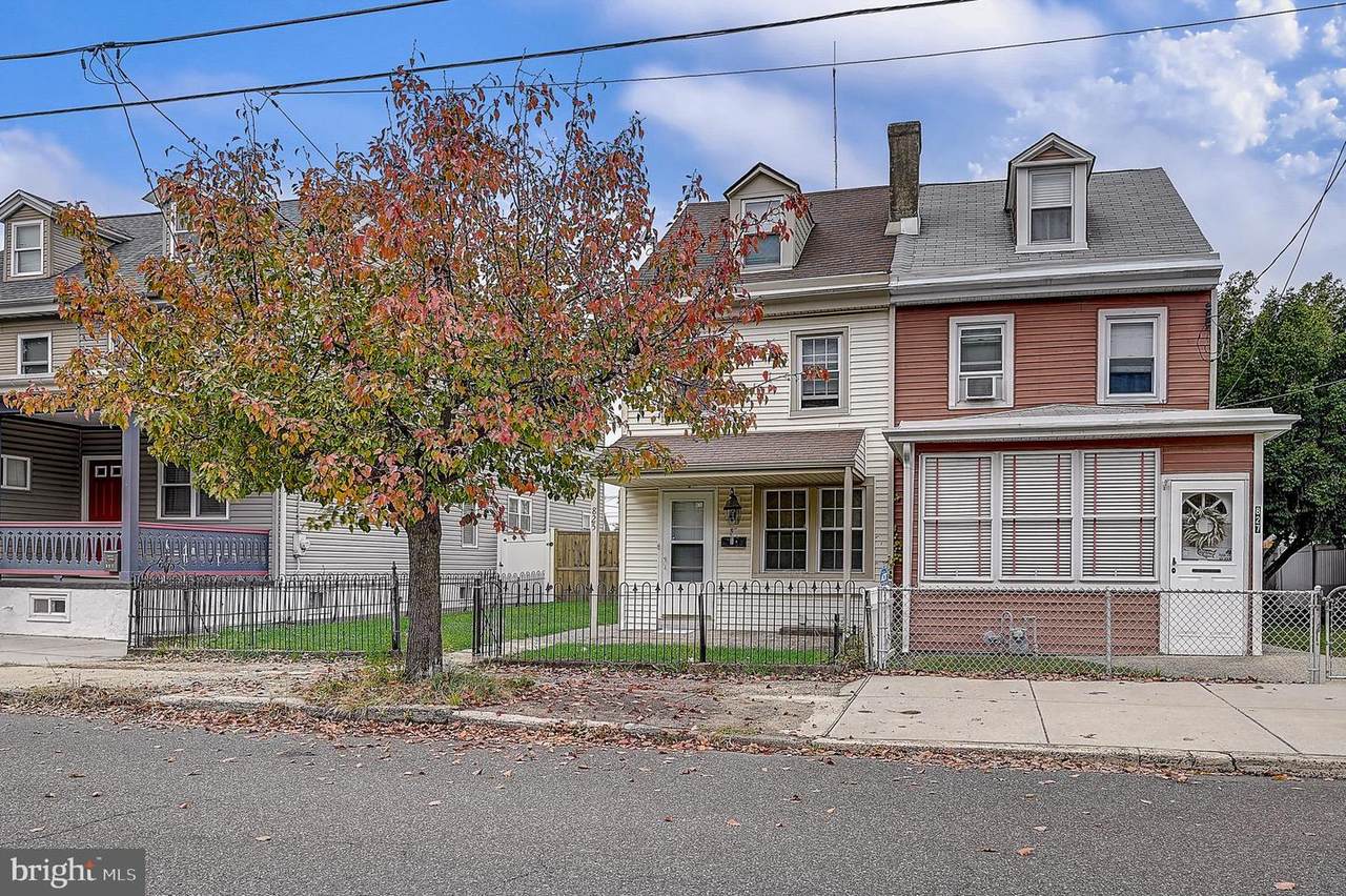 825 Garden Street - Photo 1