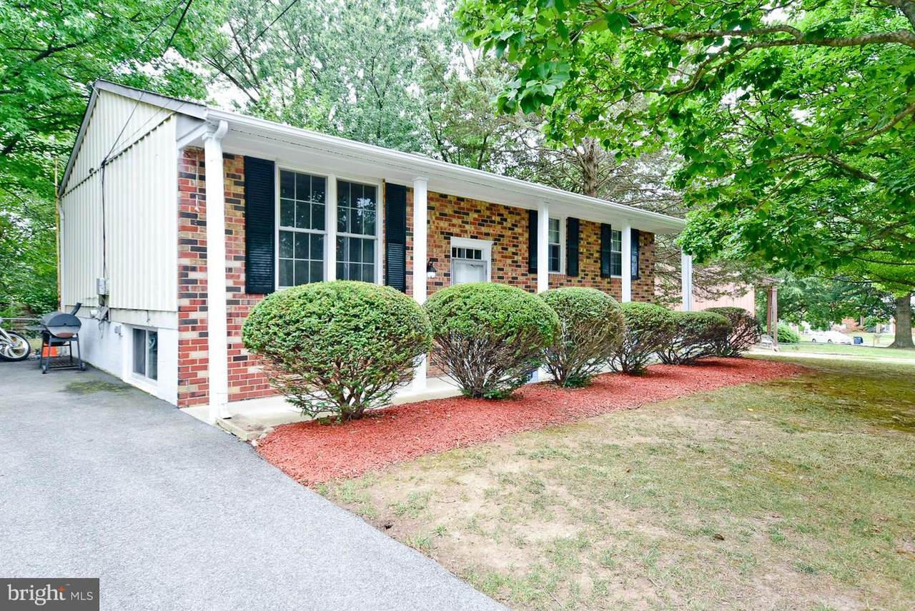 9504 Pryde Drive - Photo 1