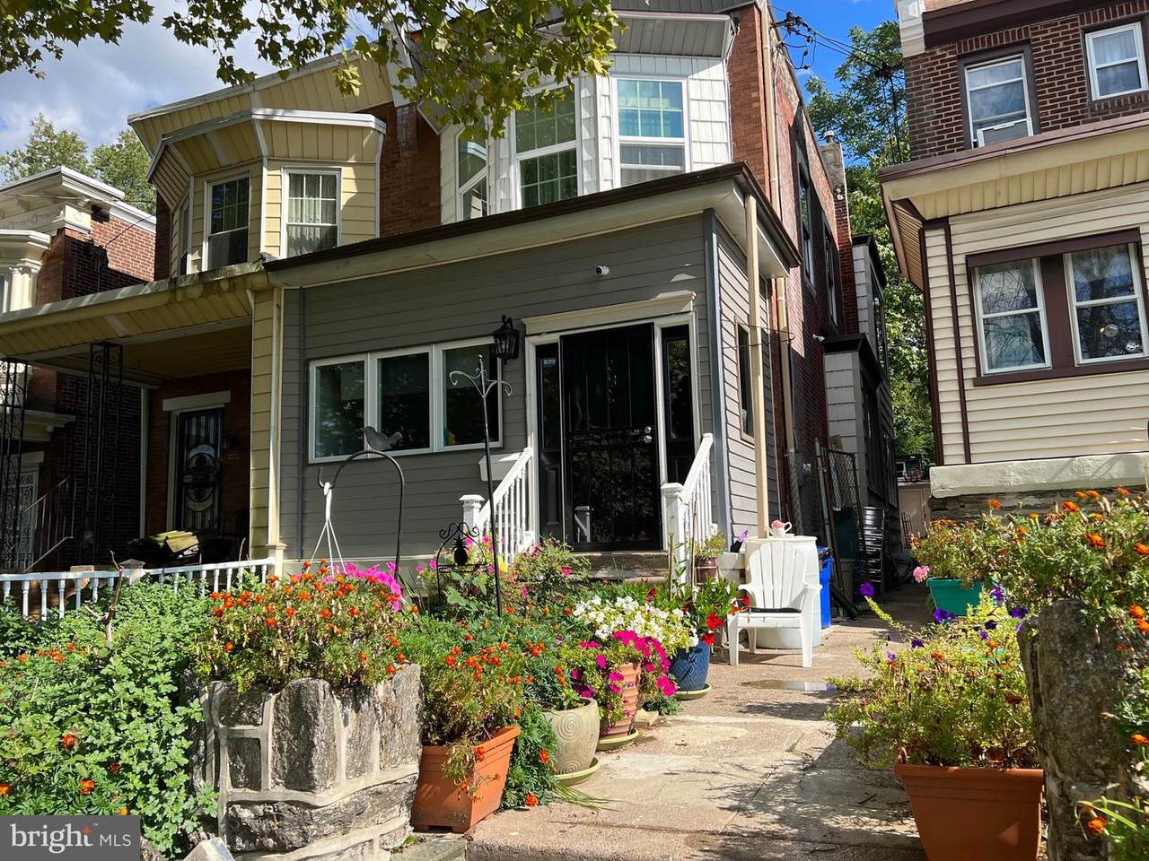 218 Upsal Street - Photo 1