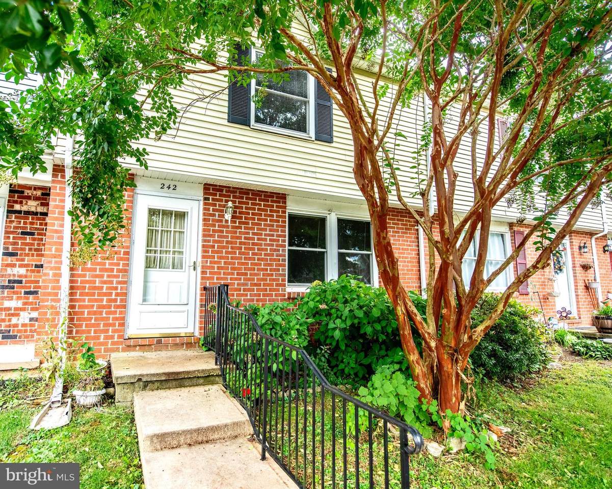 242 Drexel Drive - Photo 1