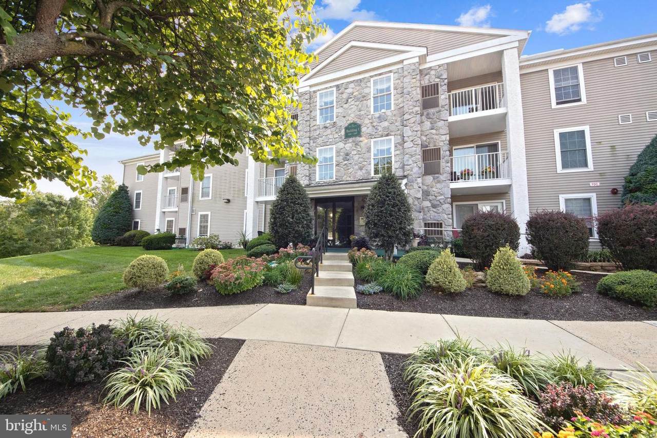 141 Brandon Road - Photo 1