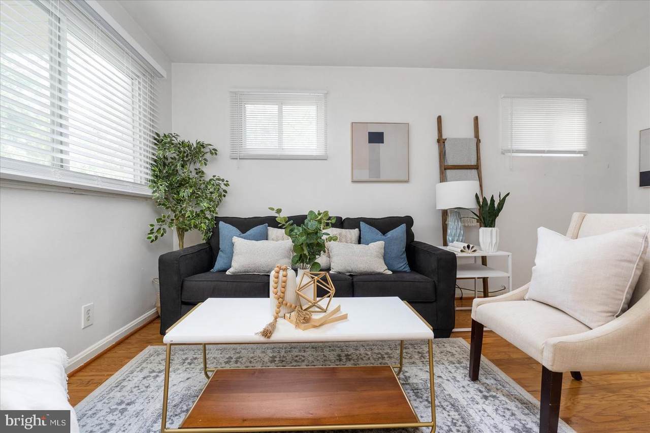 3001 Glen Avenue - Photo 1