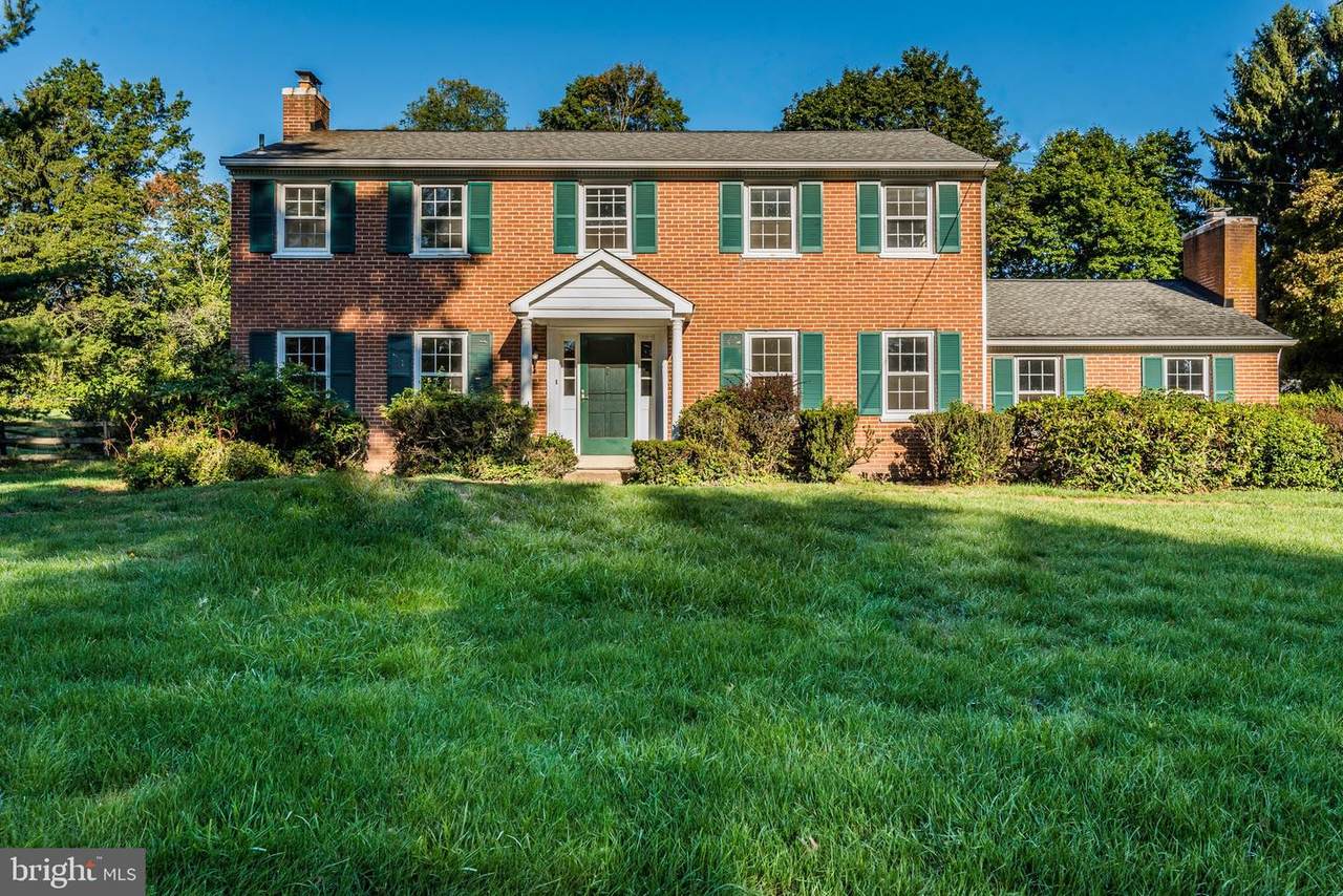 24 Woodview Drive - Photo 1