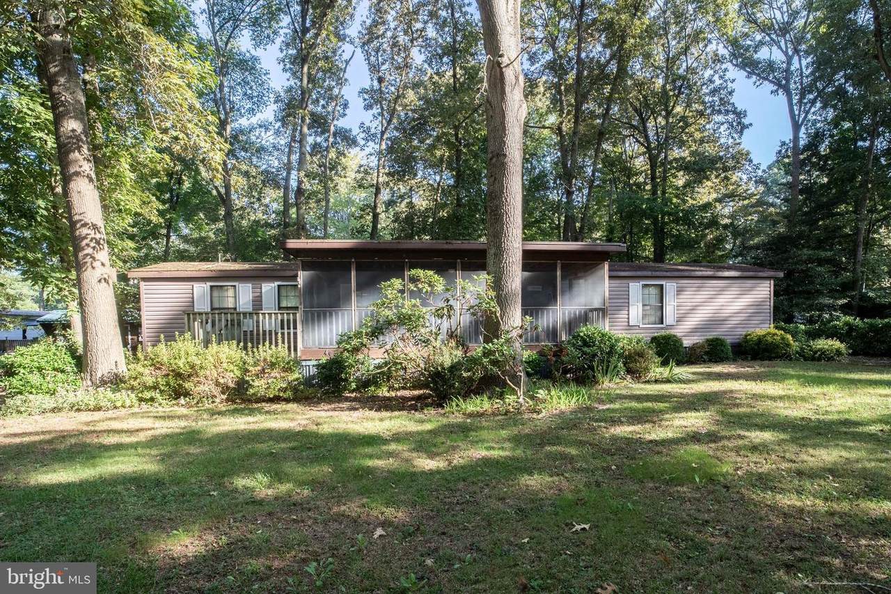 407 Lake Drive - Photo 1