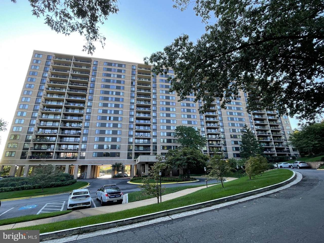5500 Holmes Run Parkway - Photo 1