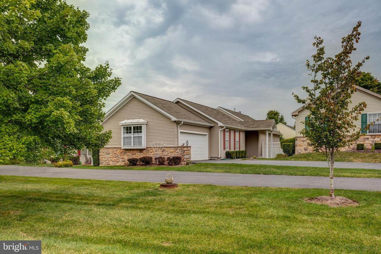 1603 Fox Brushs Way - Photo 1