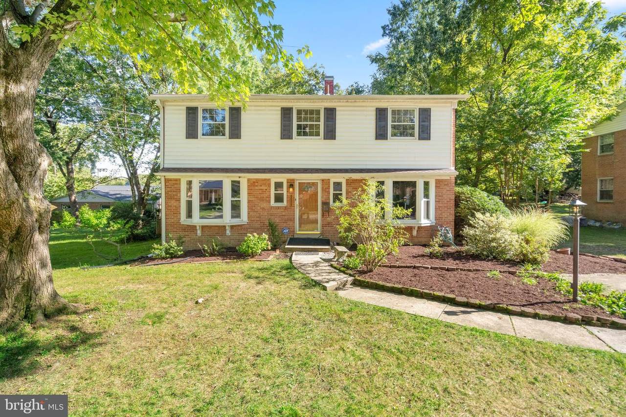 13105 Hathaway Drive - Photo 1