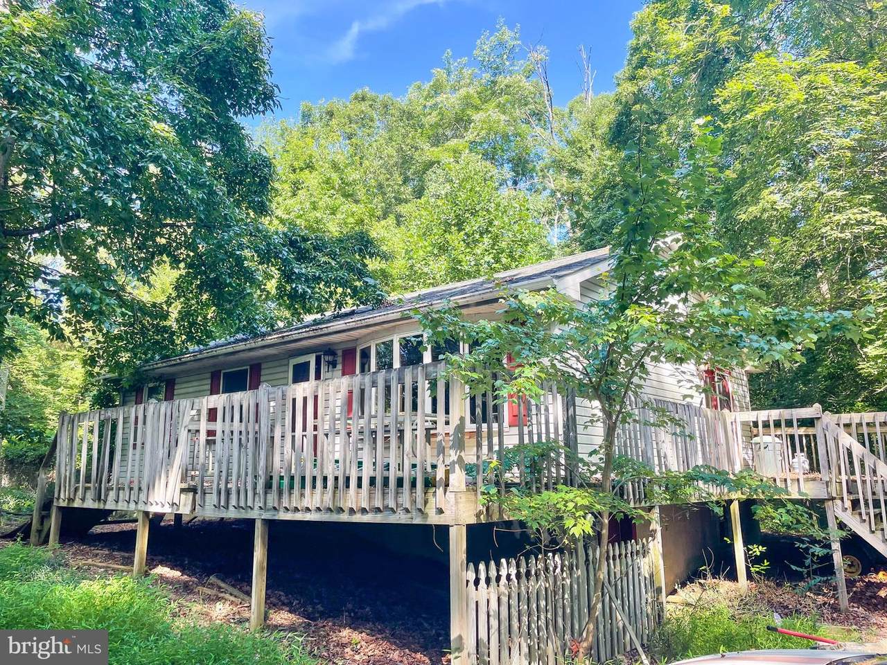 963 Shady Beach Road - Photo 1