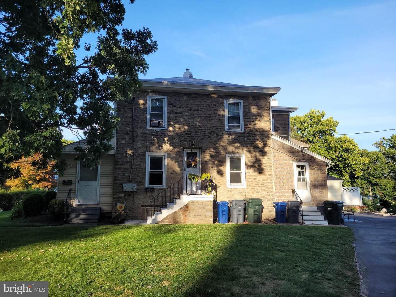 1077 Edge Hill Road - Photo 1