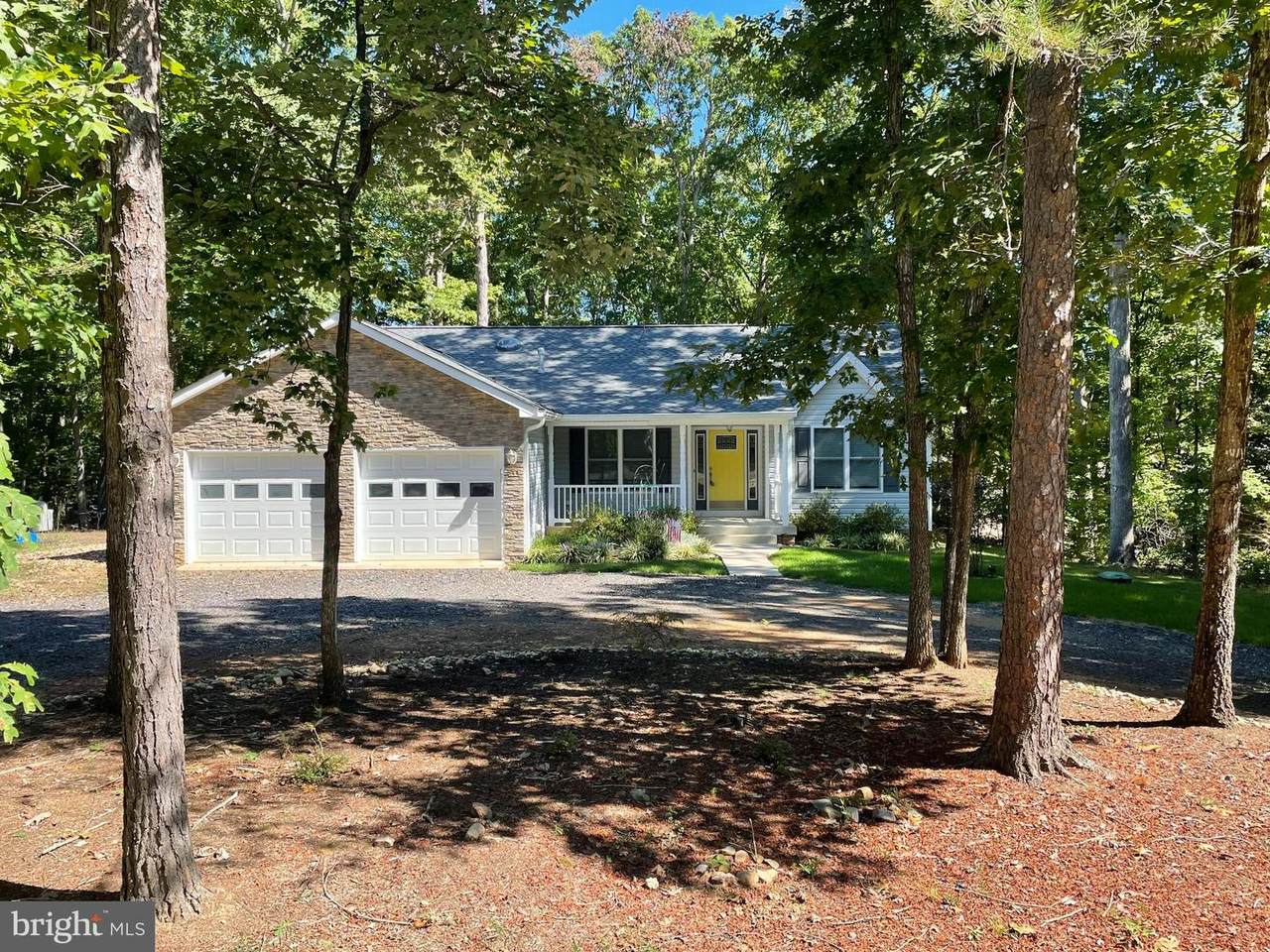 147 Jefferson Avenue - Photo 1