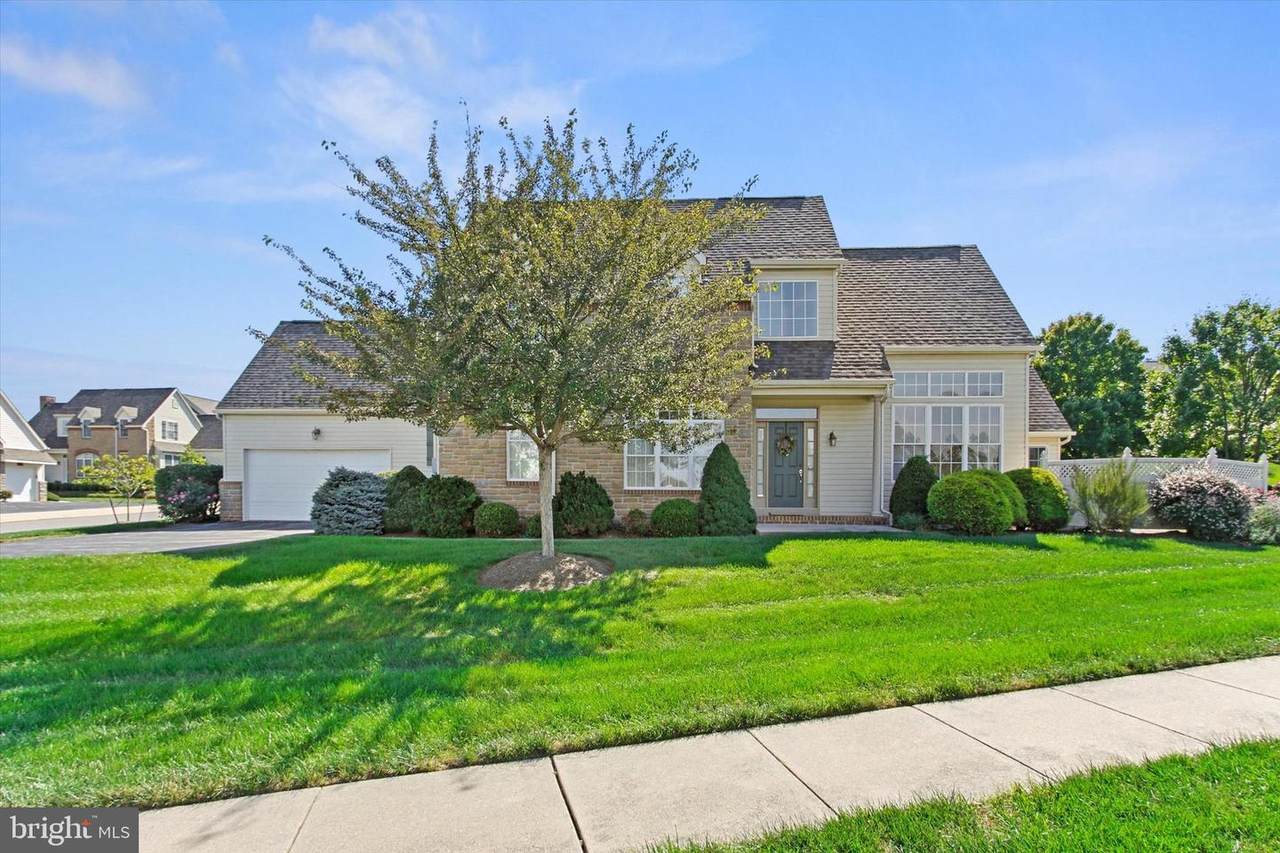 1100 Turnberry Lane - Photo 1