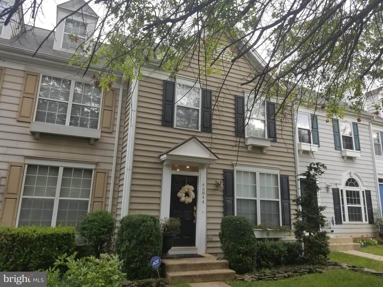 46844 Lacroys Point Terrace - Photo 1