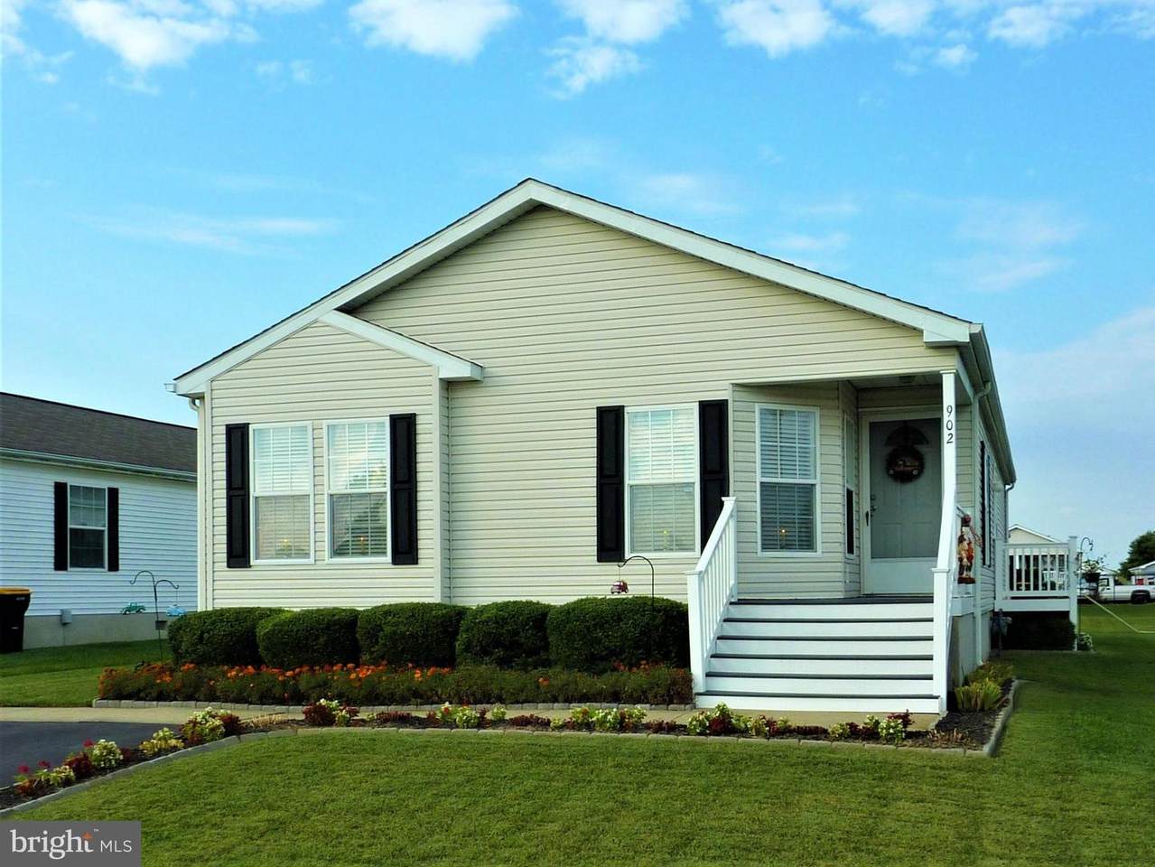 902 Appleberry Drive - Photo 1