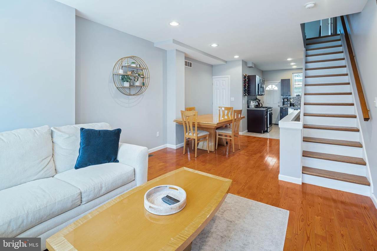 1715 Watkins Street - Photo 1