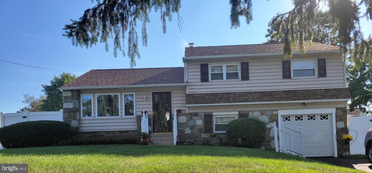 826 Bristol Road - Photo 1