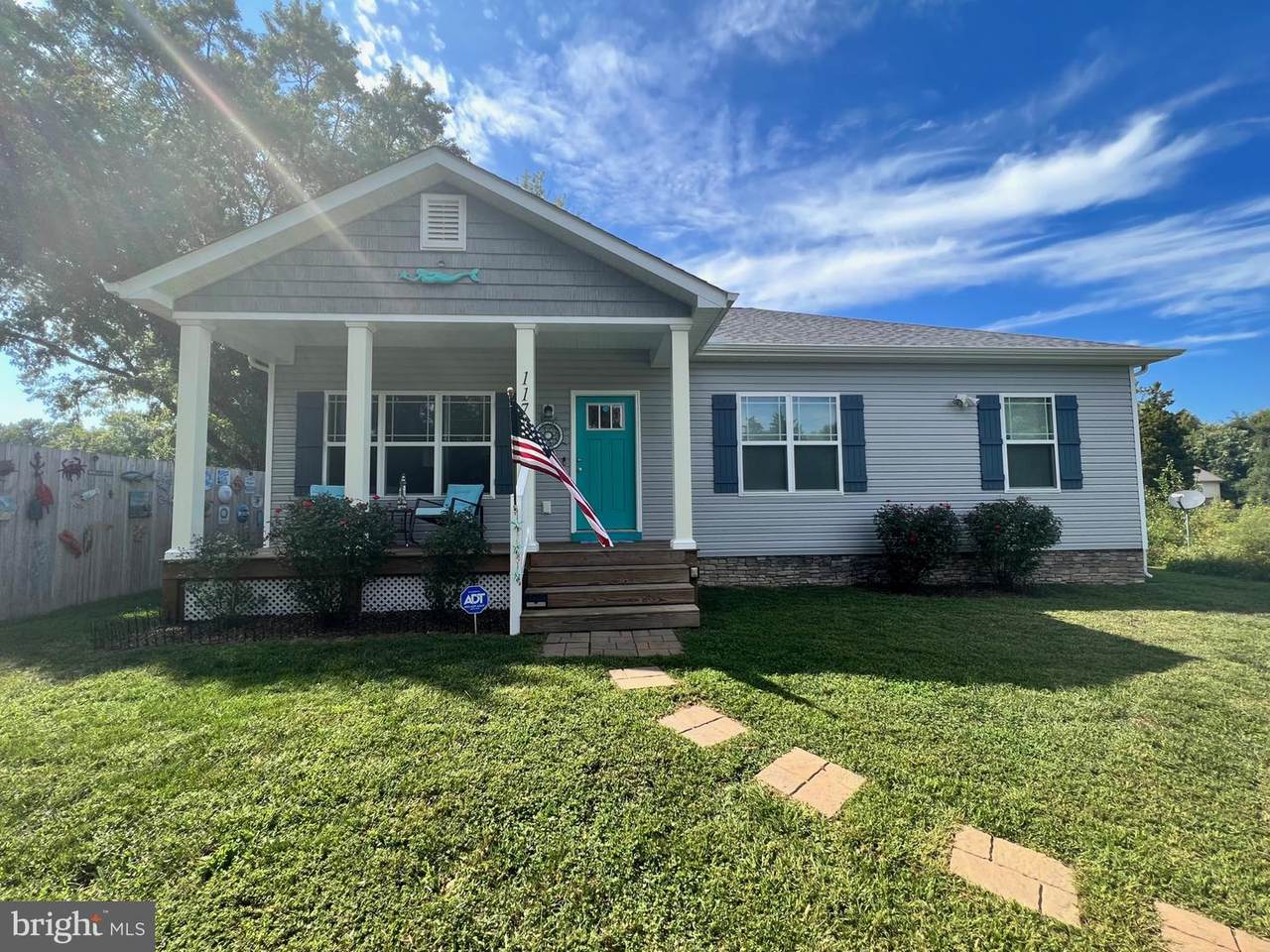 117 Columbia Rd - Photo 1