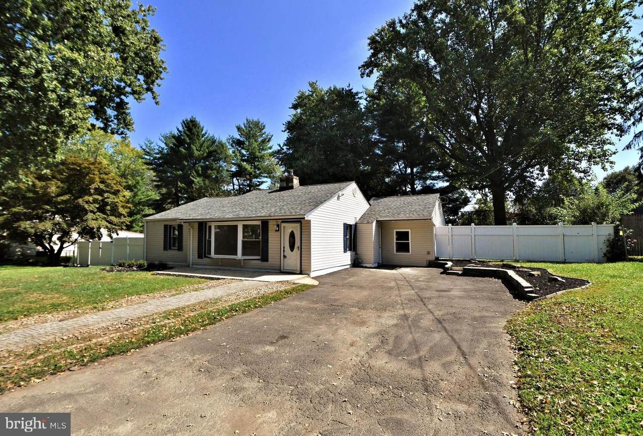 11 Hilltop Road - Photo 1