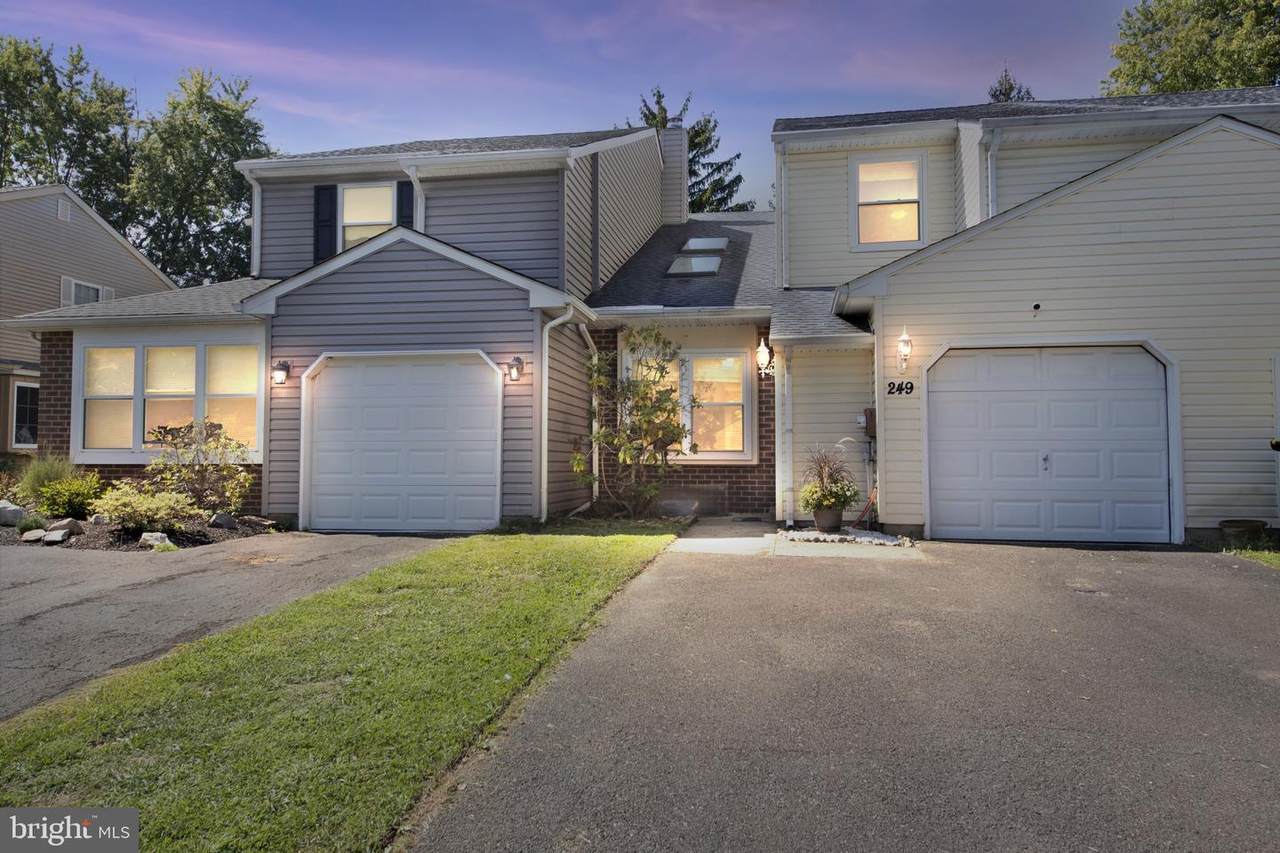 249 Fieldstone Court - Photo 1