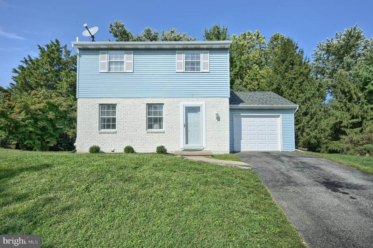 447 Lupine Circle - Photo 1