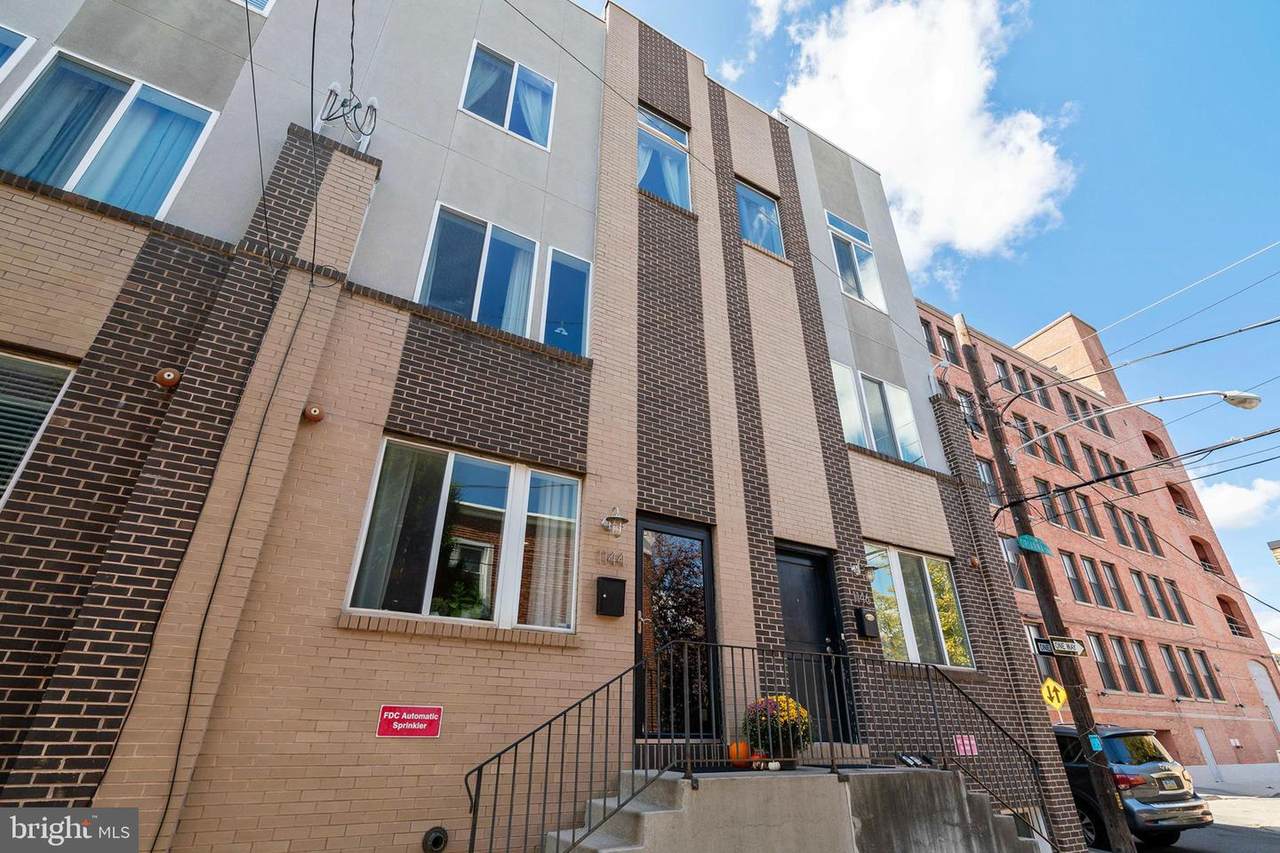 1144 Orianna Street - Photo 1