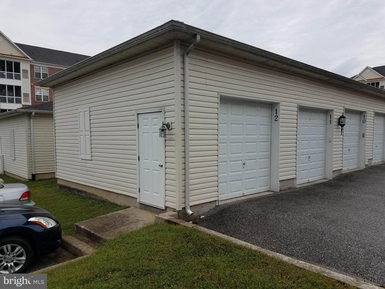 300 Tiree Court - Photo 1