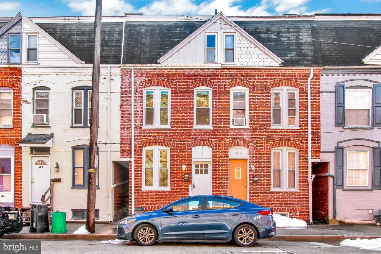 582 Company Street - Photo 1