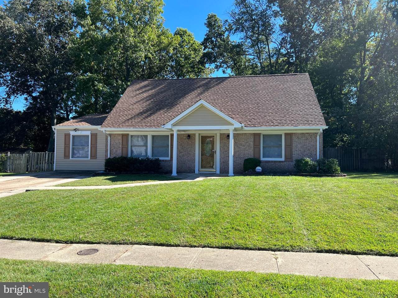 819 Copley Avenue - Photo 1