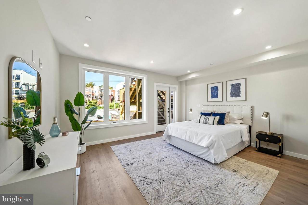 2116 4TH Street - Photo 1