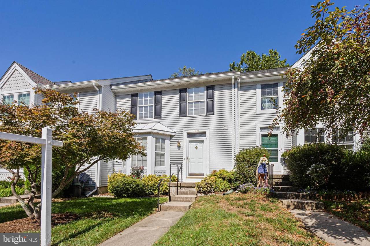 1206 Bennett Place - Photo 1