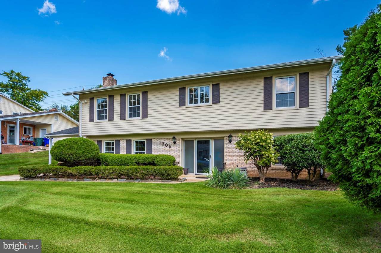 1306 Leister Drive - Photo 1
