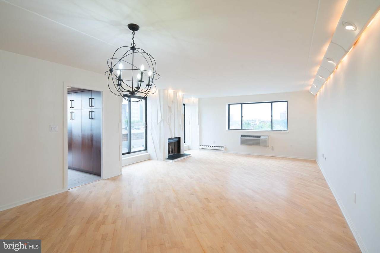 530 2ND Street - Photo 1