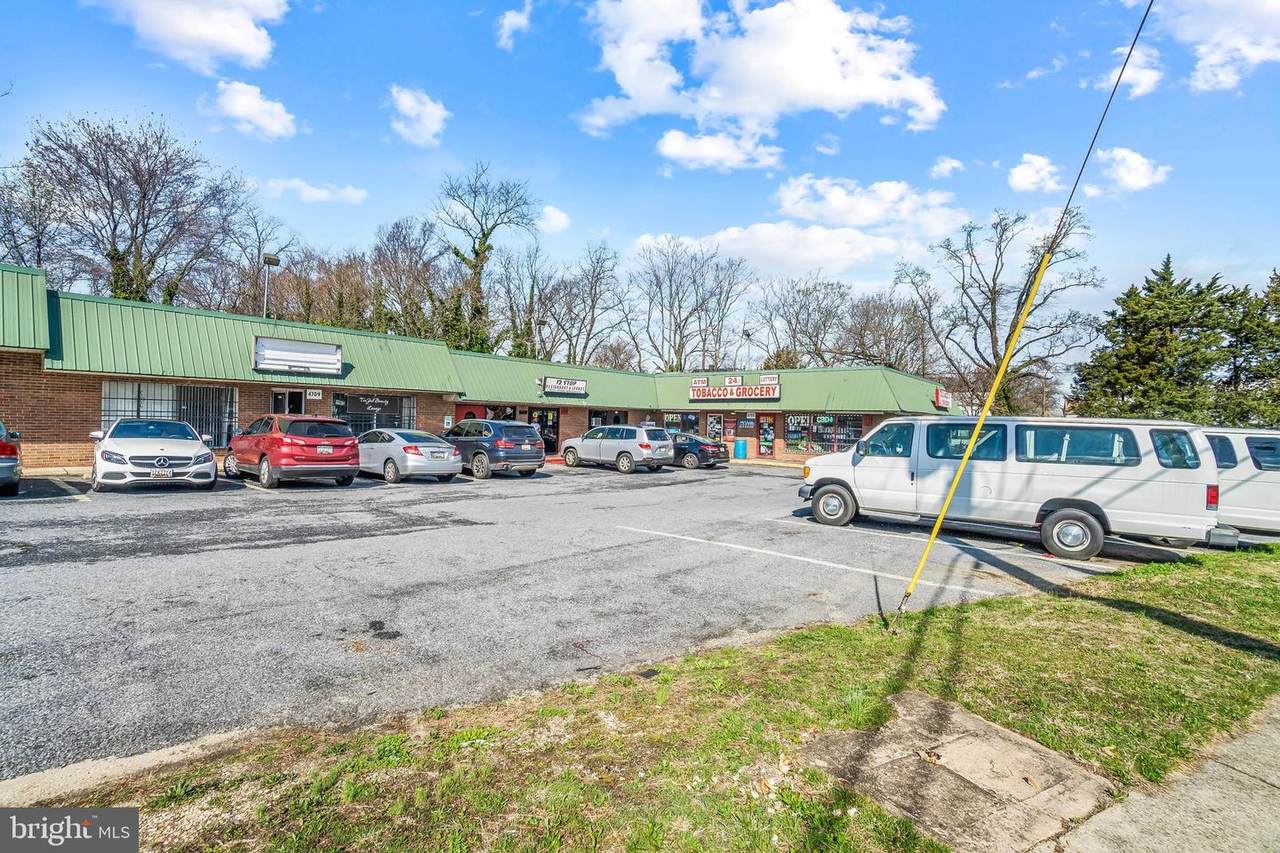 4715 Raleigh Road - Photo 1